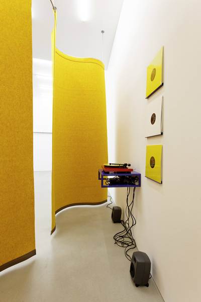 Medium Music Listening Station: RYB